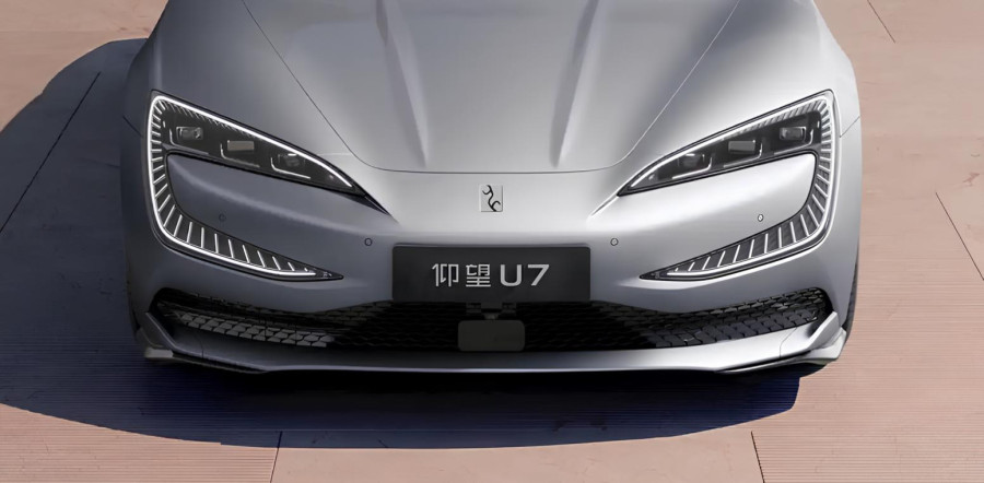 Kinezi ruše Ferrari i Bentley: BYD dovodi brutalni Yangwang u Evropu