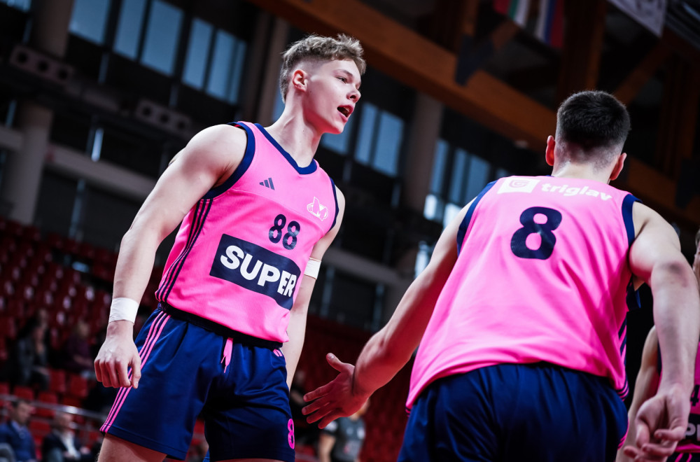 Megini klinci se šale sa konkurencijom – sa +118 do ABA finala