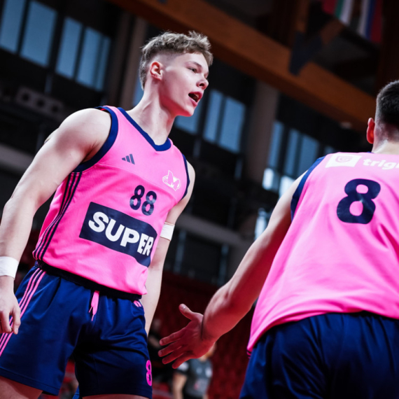 Megini klinci se šale sa konkurencijom – sa +118 do ABA finala