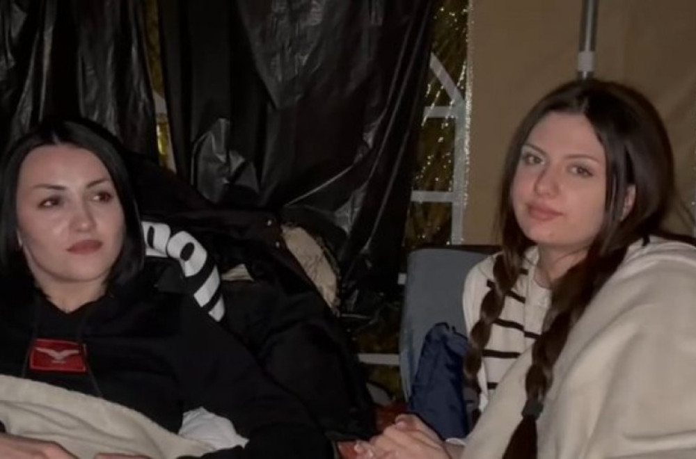 "Razbolela sam se, ali neću odustati"; Studentkinje koje žele da uče opisale veče u Pionirskom parku