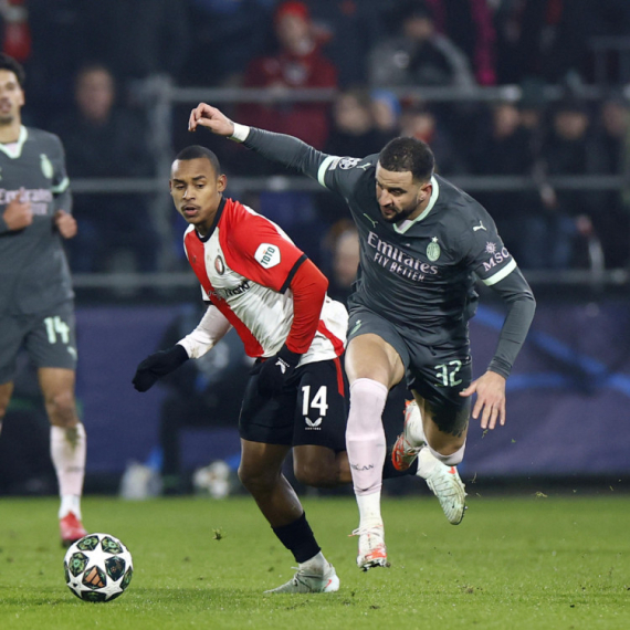 Voker podvrgnut operaciji