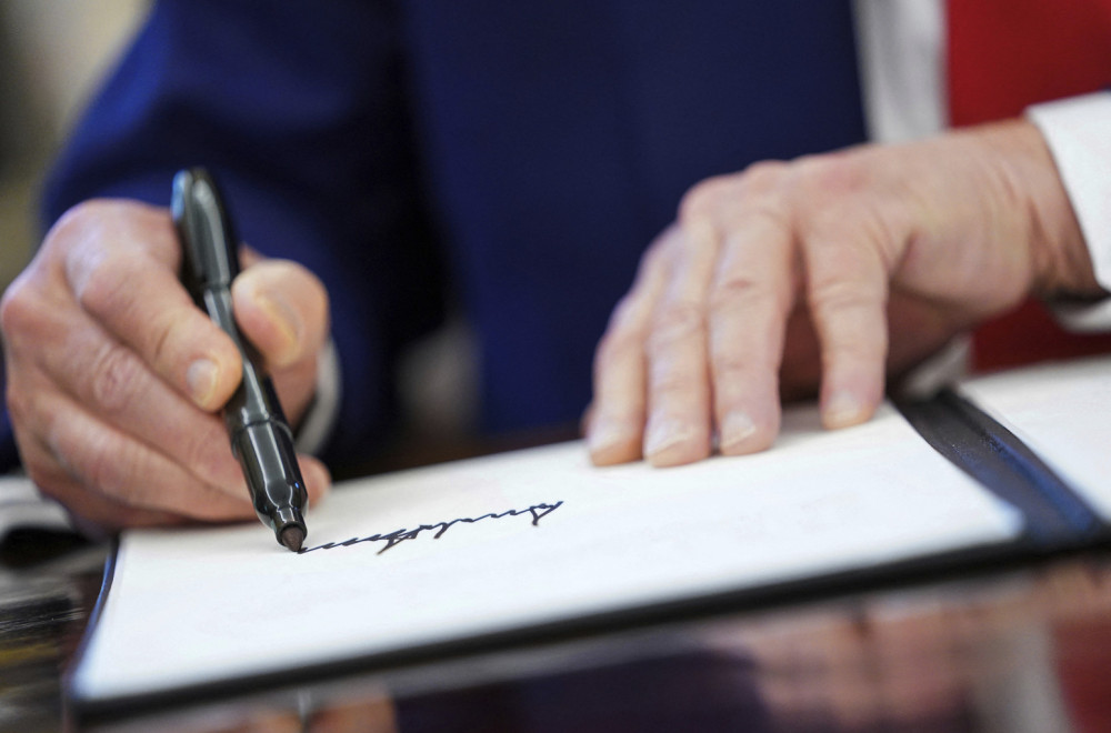 Tramp uvodi nove carine? Potpisao nalog