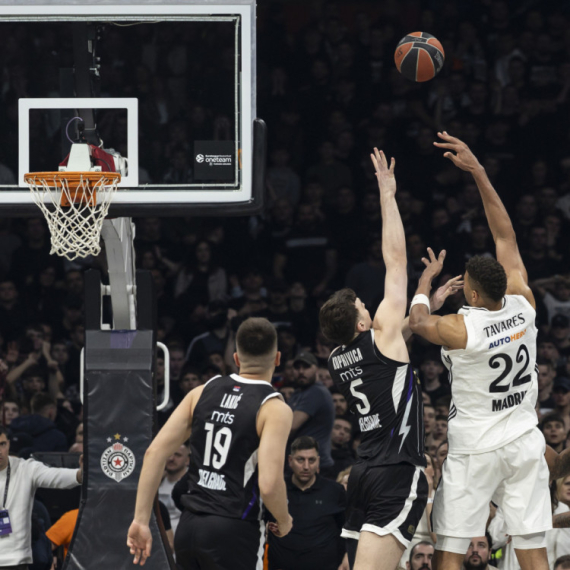 Tavares: "Imao sam težak dan"; "Možda su mislili da će lopta drugome" VIDEO