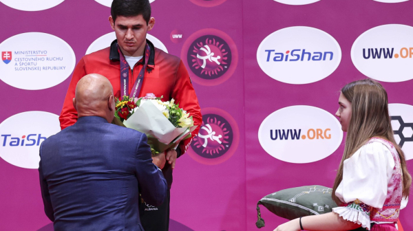 Skandal na EP – Rus "Albanca" nazvao izdajnikom VIDEO