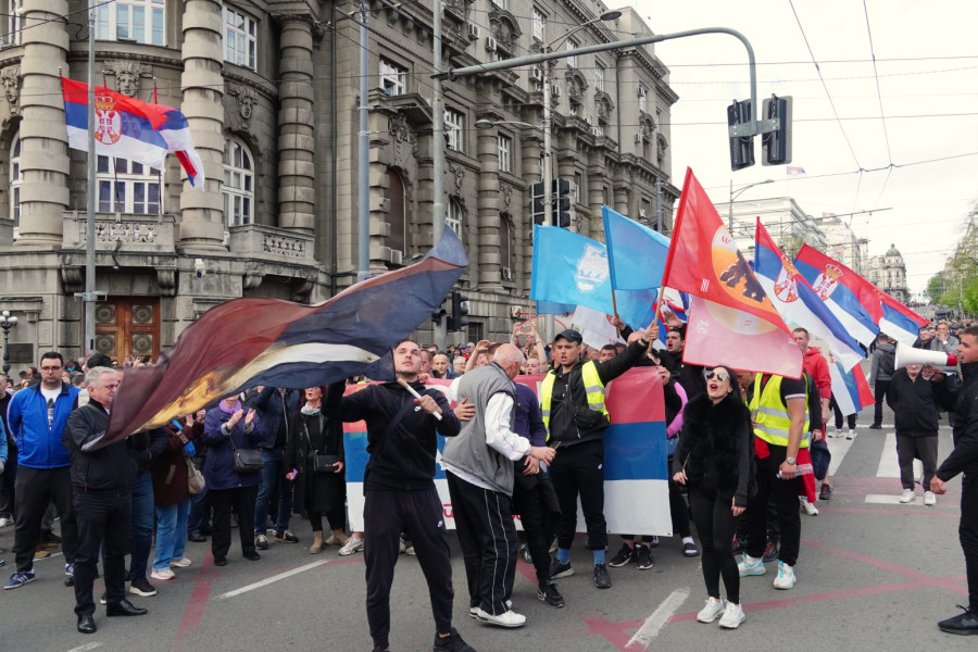 Evo šta je obeležilo prvi dan svenarodnog skupa Ne damo Srbiju; Ovo su najlepši prizori FOTO