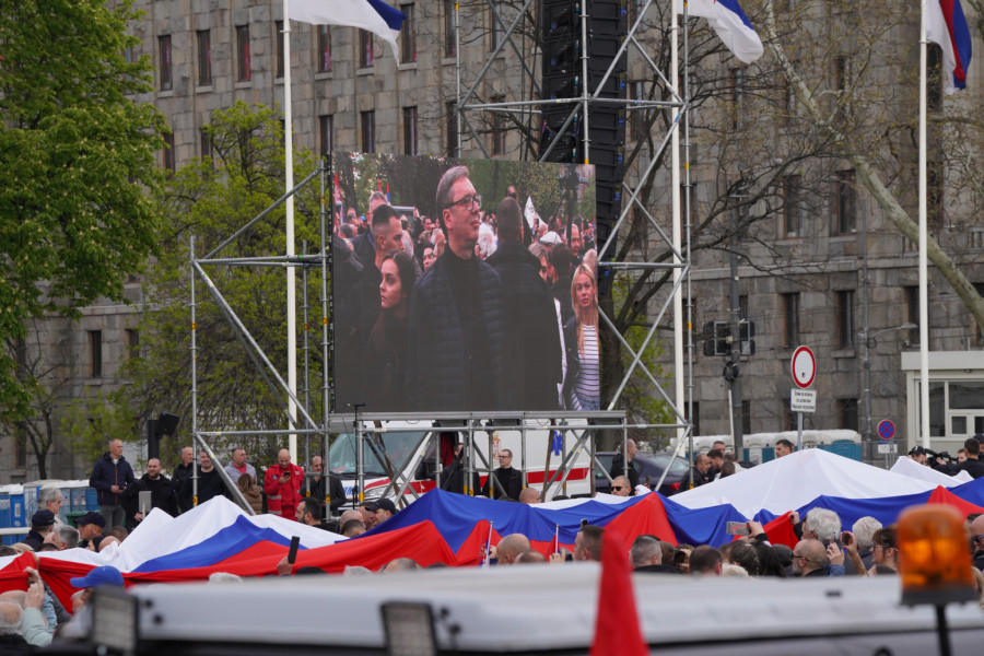 Evo šta je obeležilo prvi dan svenarodnog skupa Ne damo Srbiju; Ovo su najlepši prizori FOTO