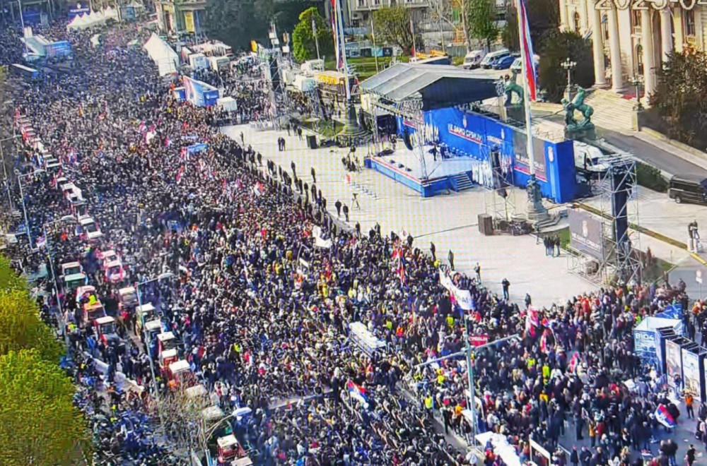 SNS najavila  skup u Beogradu na Vidovdan