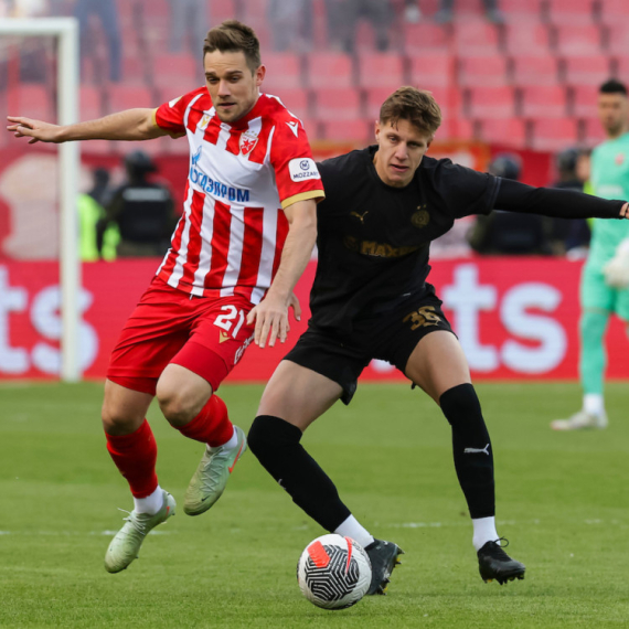 Elšnik ljut na igrače Partizana: "Valjaju se 15 puta zbog grčeva"