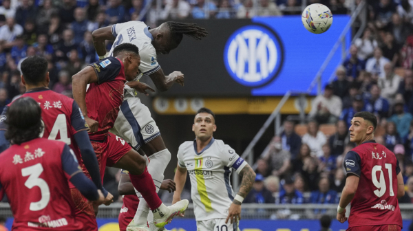 Inter pobegao na +6 i "zagrejao se" za Bajern