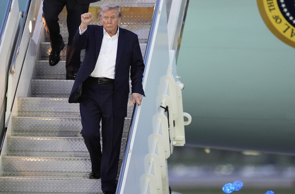 Kraj rata? Oglasio se iz aviona: Očekujte vesti vrlo brzo