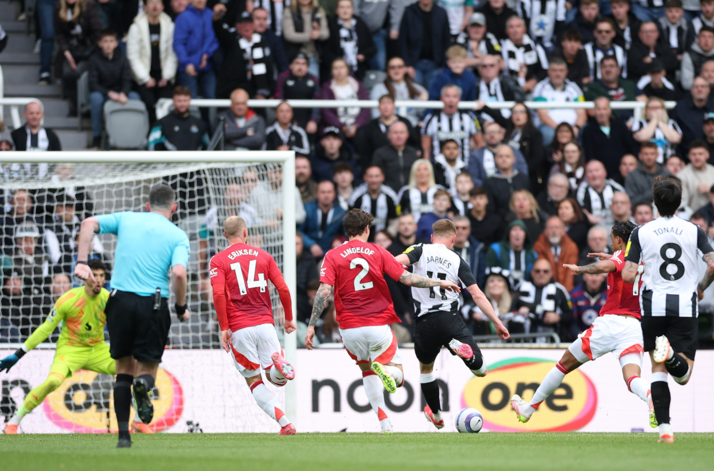 Onana na klupi, golmanske katastrofe nisu – nova blamaža Junajteda VIDEO