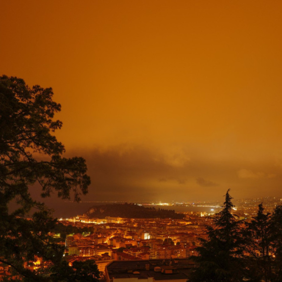 "Krvava" kiša hita ka Srbiji; Vozači će posebno biti iznervirani