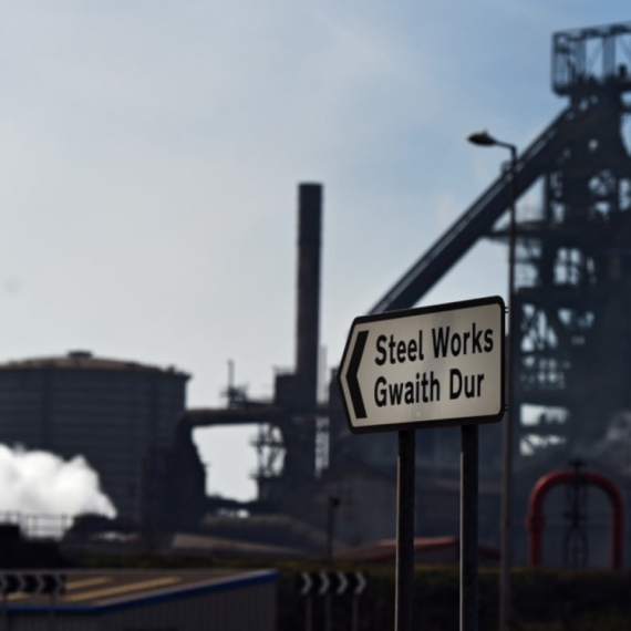 Država preuzela kontrolu: Posrnuli gigant nacionalizovan