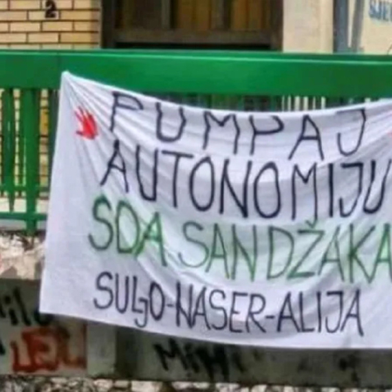 Od koga su srpski "studenti" oslobađali Novi Pazar