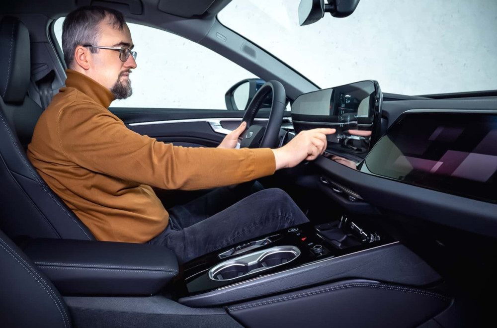 Audi priznaje: Previše ekrana kvari doživljaj u automobilima