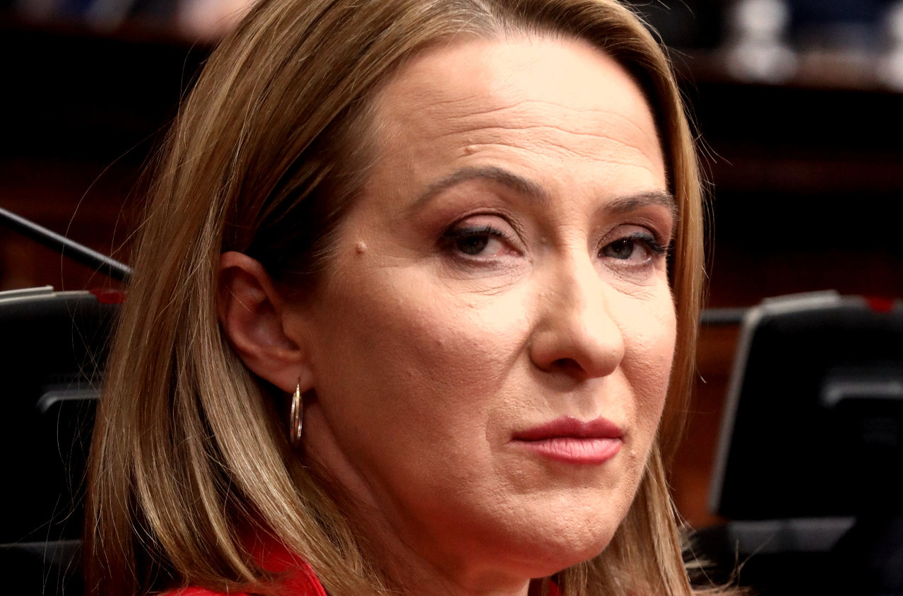 Ko je Snežana Paunović – nova ministarka državne uprave i lokalne samouprave? FOTO