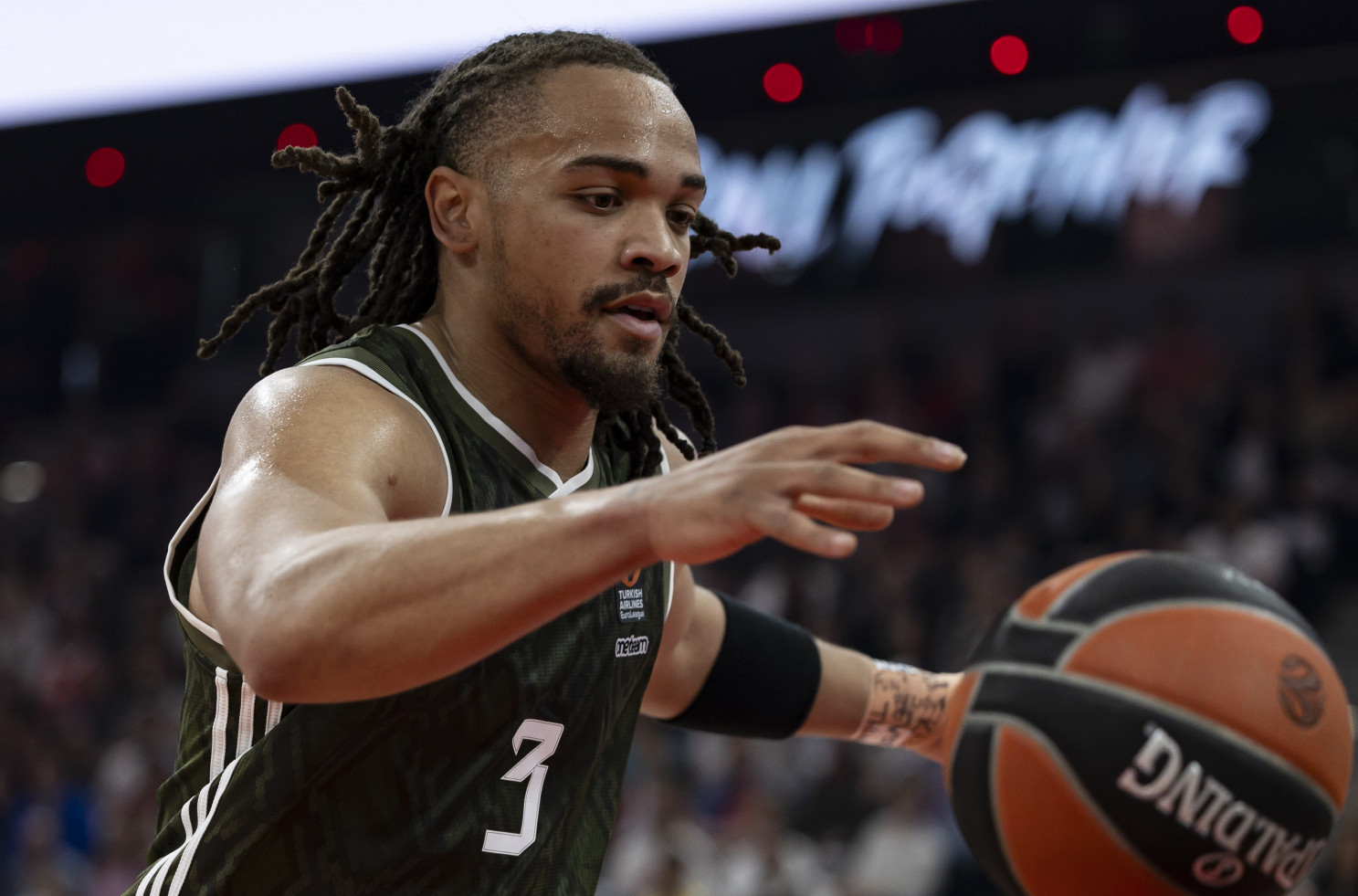 Karsene, šta to radiš?! VIDEO