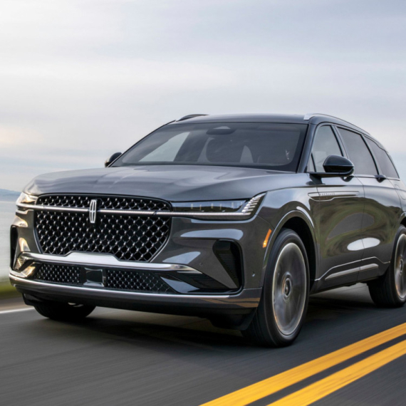 Ford opozvao više od 254.000 SUV vozila u SAD zbog softverskog problema