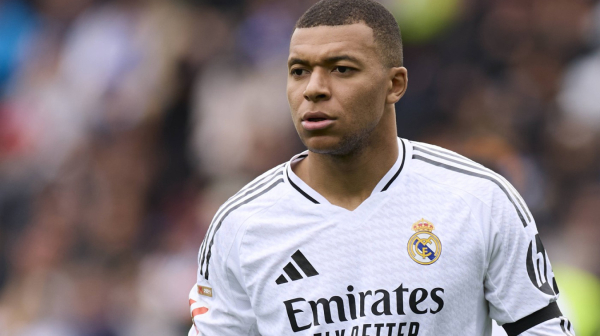 PSŽ mora da isplati Mbapea 60 miliona evra