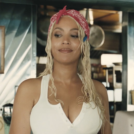 Dnevni horoskop za 17. april: Ovnovima je dobar trenutak za ljubav, Lavovima jedan poziv menja sve