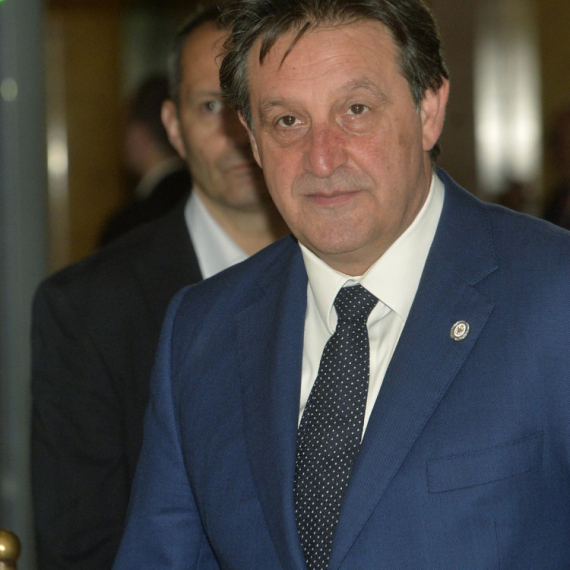 Ko je Bratislav Gašić – ministar odbrane u novoj Vladi Srbije? FOTO