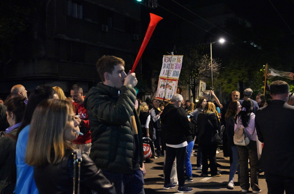 Teror manjine nad većinom: Blokade RTS-a traju već 100 sati, ljudi ne mogu ni na praznik da se kreću