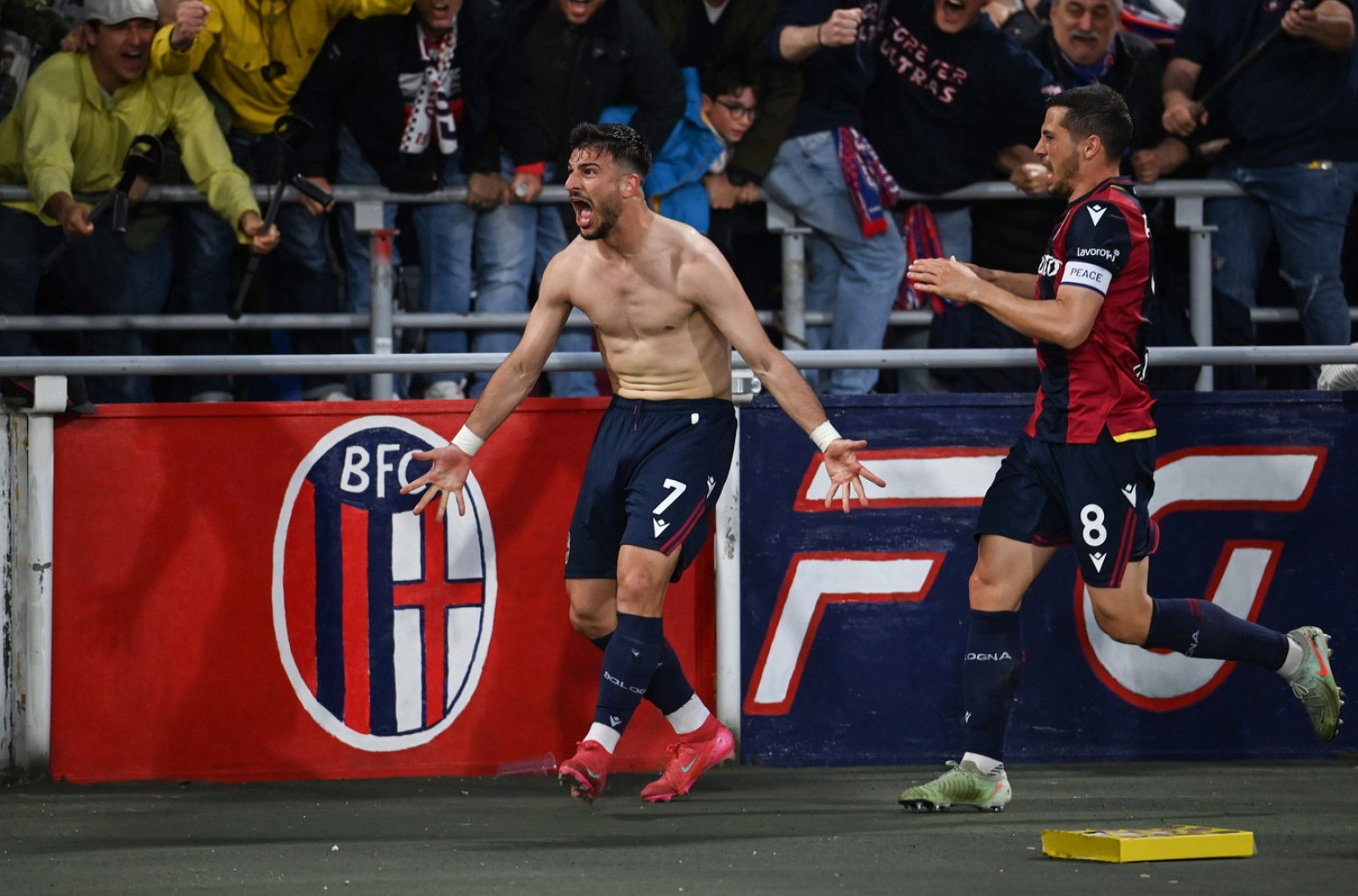 Ludilo u Italiji, Napoli slavi – umorni Inter pao u poslednjim momentima VIDEO