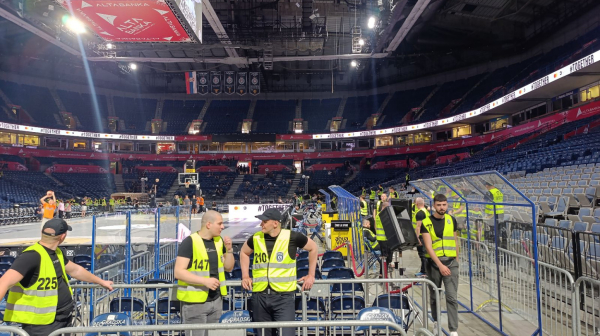 Ograđuje se oko Zvezdine klupe FOTO/VIDEO