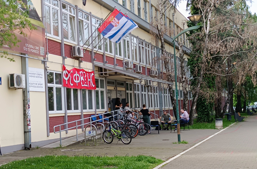 Fakulteti počinju sa radom; Pojedini blokaderi pokušavaju da održe blokade, ali bezuspešno