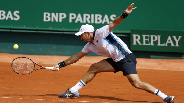 Ševčenko eliminisao Lajovića!