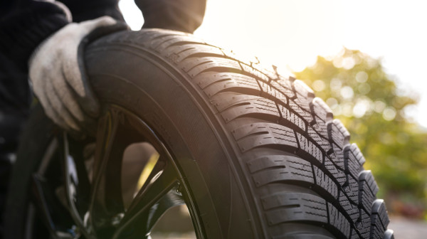 Obavezna zimska oprema od 1. novembra: Šta se pod tim podrazimeva