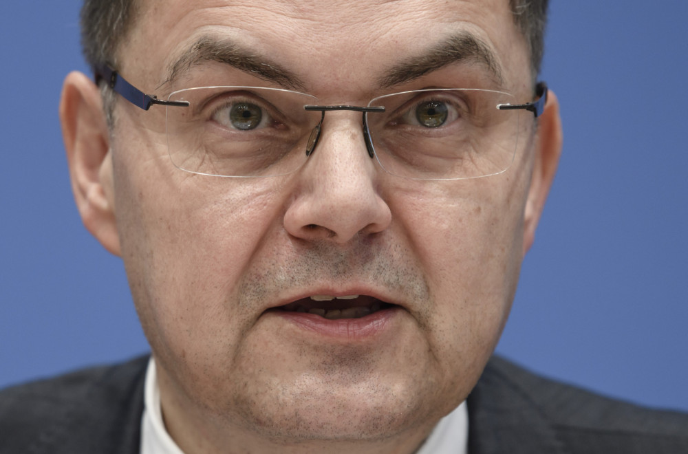 Traži se postupak protiv Šmita