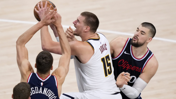 Klipersi "uništili" Denver 34 razlike! Tripl-dabl Jokića – Bogdanović opet loš
