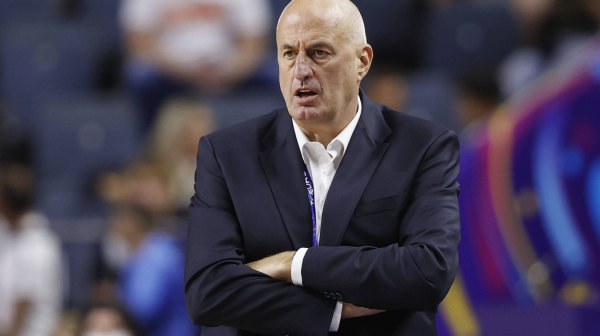 " Zaista se nadam da će sav novac koji zaradi od košarke potrošiti na lekove"