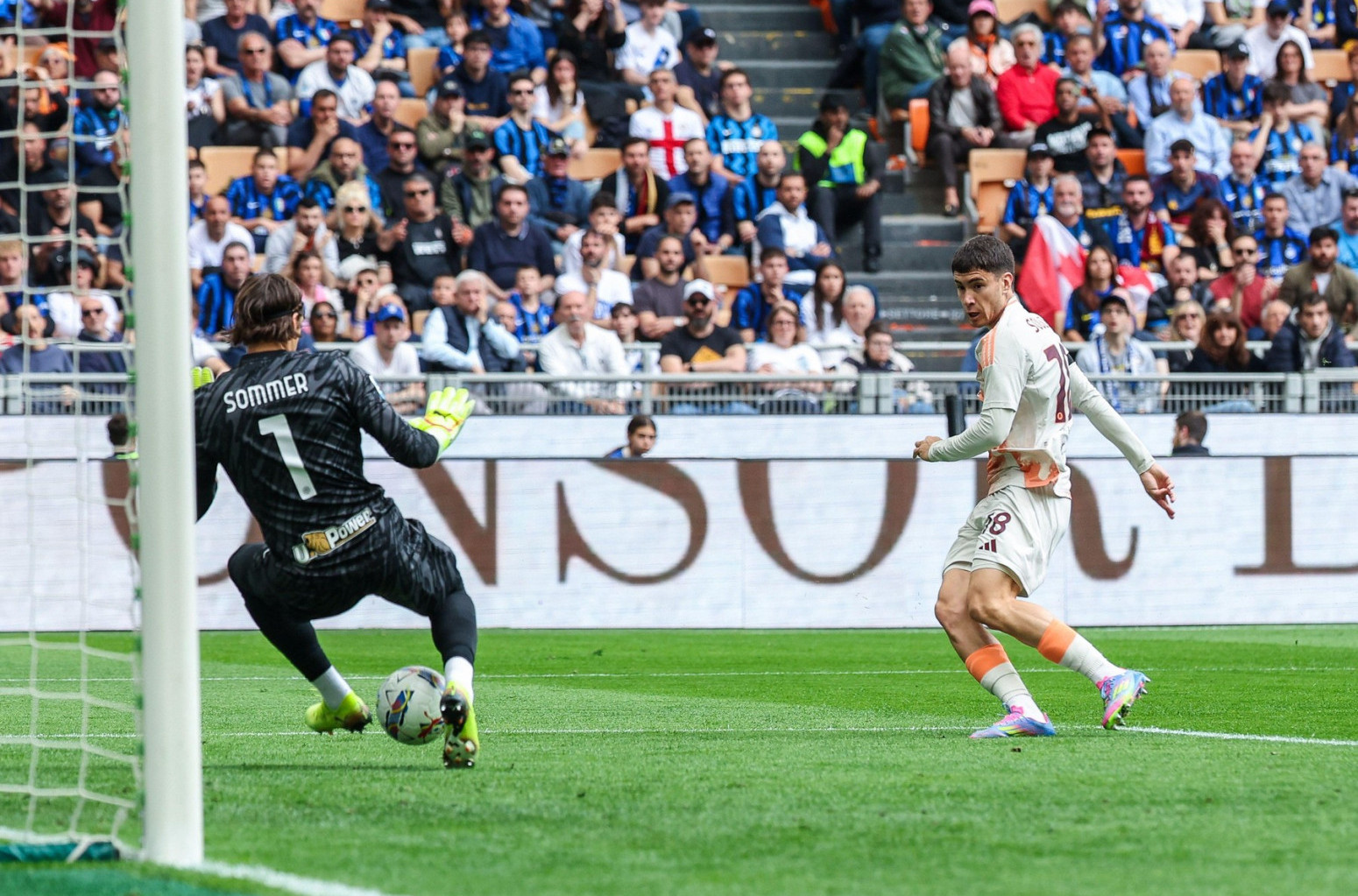 Tlo podrhtava u Napulju: "Vučica" im titulu ponudila na tacni VIDEO