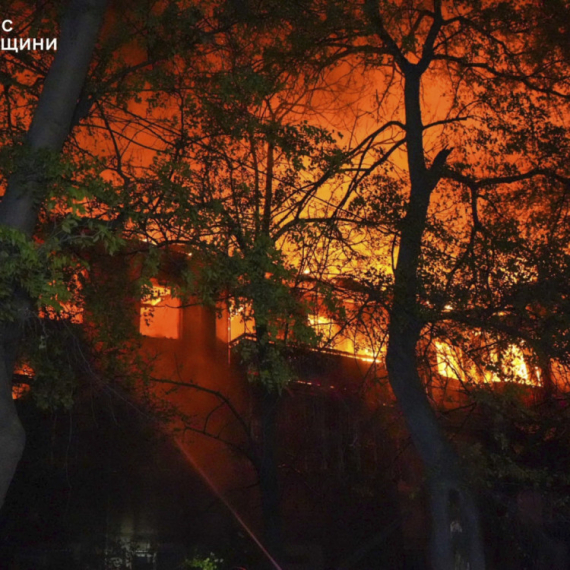 Rat – dan 1.163: Gori u Hersonu; Ukrajinci pogodili pijacu; Potpisan sporazum o mineralima FOTO/VIDEO