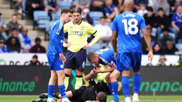 Neponovljivi Džejmi Vardi – prekinuo istorijsku sušu, pa svirao faul nad sudijom! VIDEO