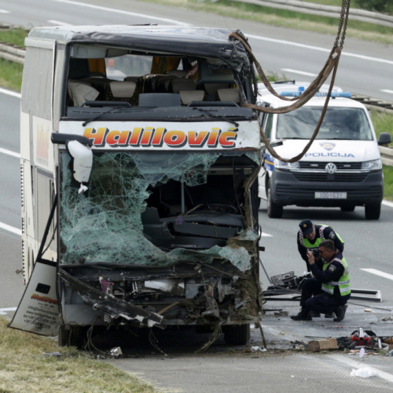 Ovo su prve fotografije stravičnog udesa na auto-putu u Hrvatskoj FOTO