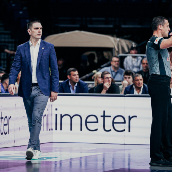 Iz Mege stigle reči "pretnje" za večite: Nismo turisti!