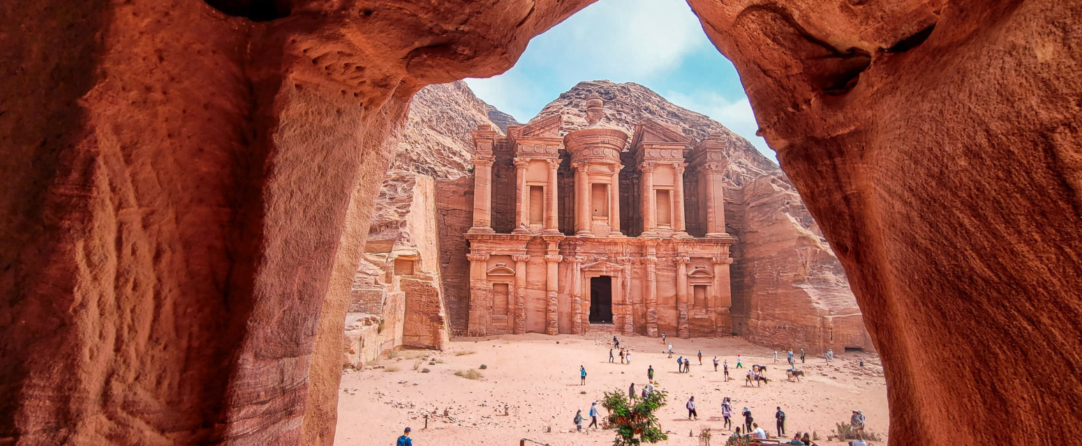 Katastrofa na poznatom lokalitetu; Evakuisani turisti: Bujica nosila sve pred sobom VIDEO