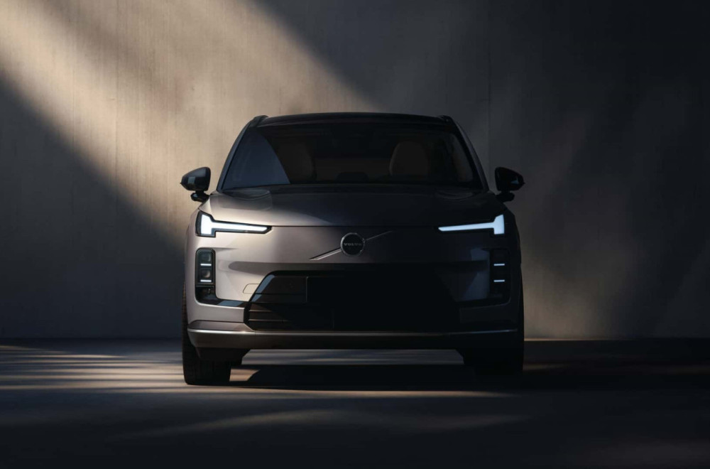 Zaboravite stari Volvo XC70: Novi nosi poznato ime, ali krije veliko iznenađenje FOTO