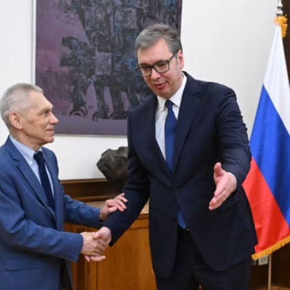 Vučić sa Bocan–Harčenkom: Srbija je dala ogroman broj žrtava za mir u Evropi i svetu; To ne sme da se zaboravi