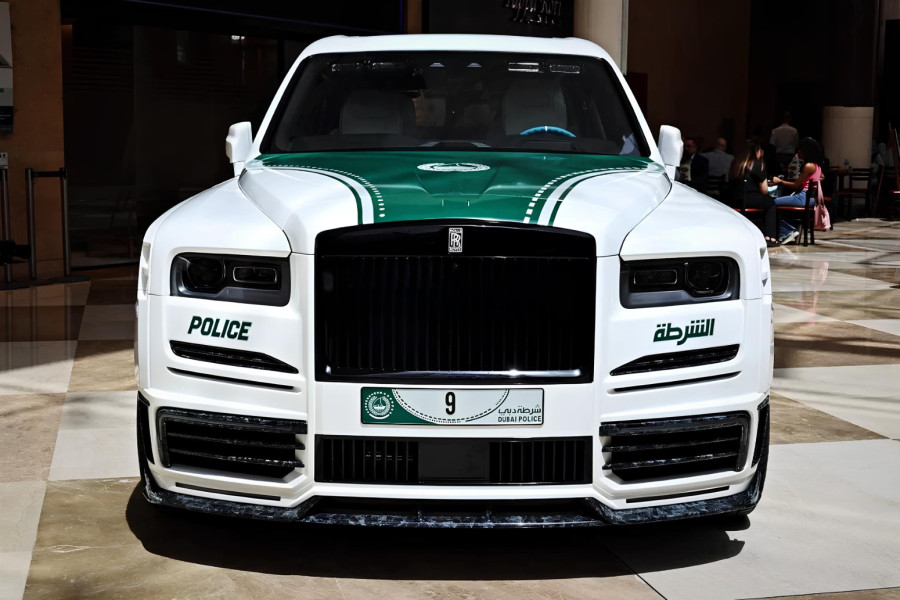 Policija u Dubaiju voziće jedan od najluksuznijih SUV modela na svetu FOTO