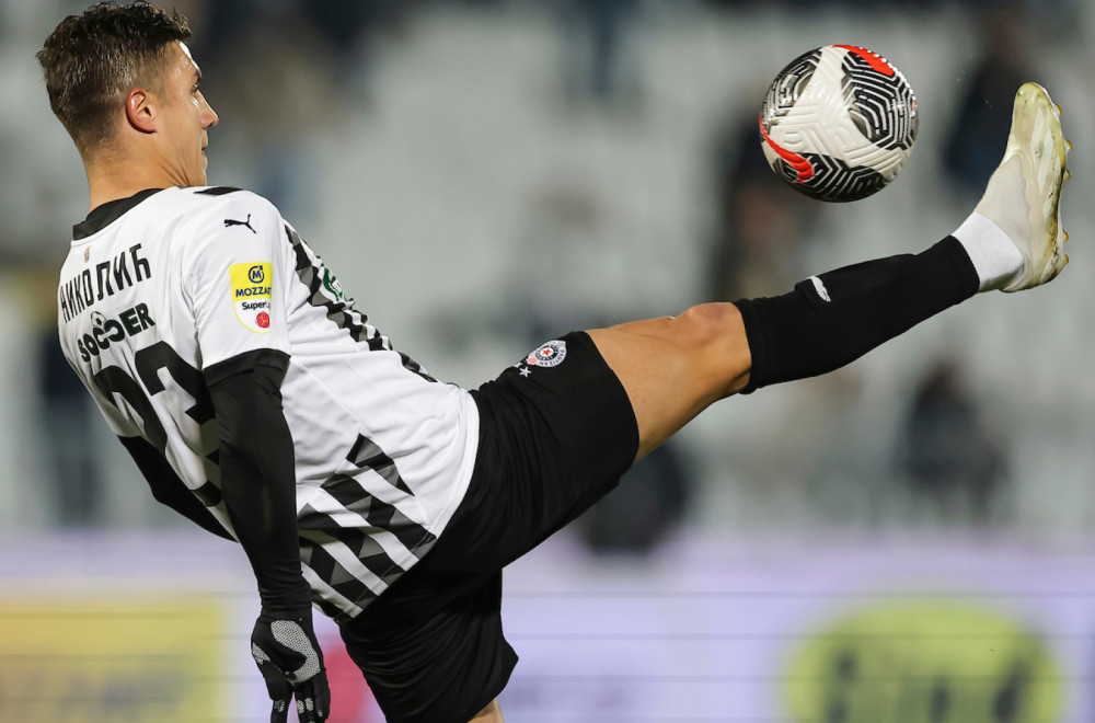 Taki Nikolić "rešetao" na debiju: Het-trik za 20 minuta! VIDEO