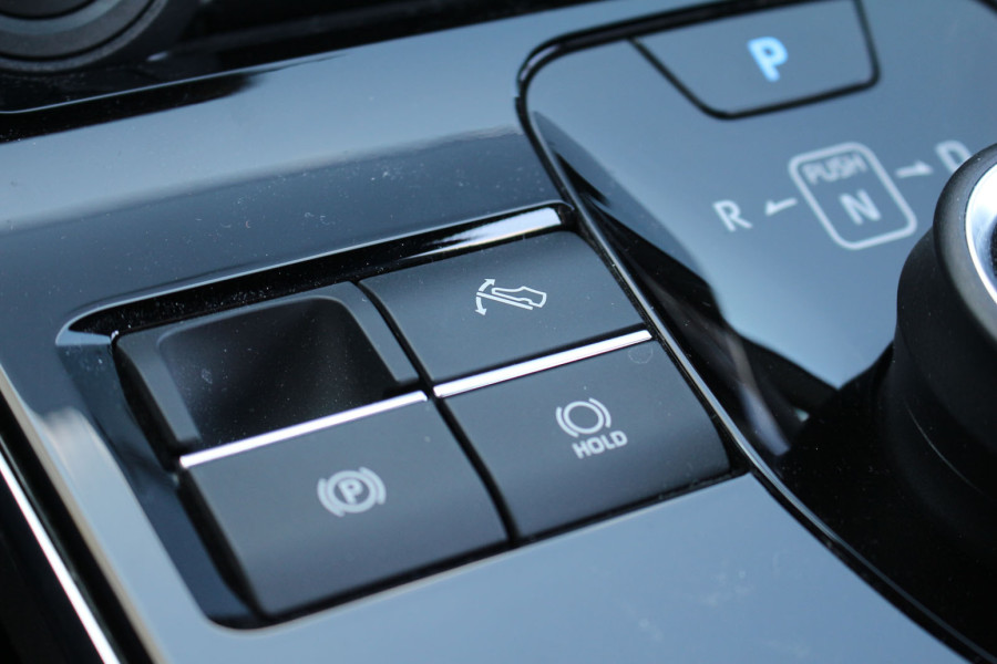 Test: Električna Toyota bZ4X – vožnja bez stresa