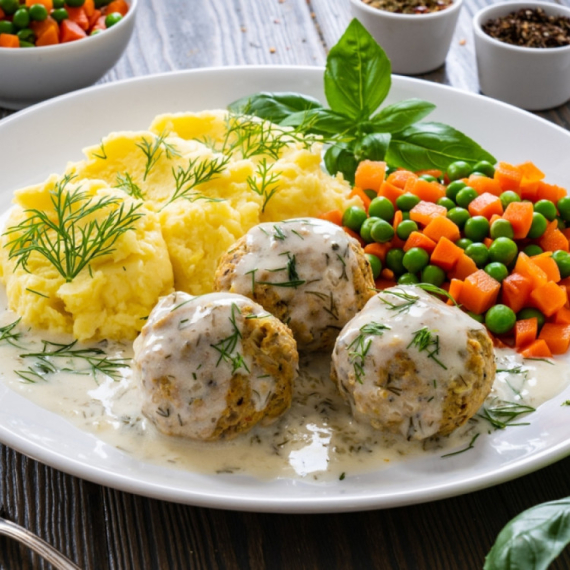 Savršeno kremast uz samo ovaj trik: Evo kako da napravite najbolji pire krompir