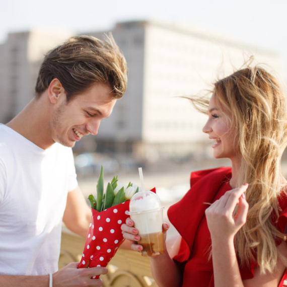 "Gotovi" su već na prvom dejtu: Ovi znakovi se uvek zaljubljuju na prvi pogled