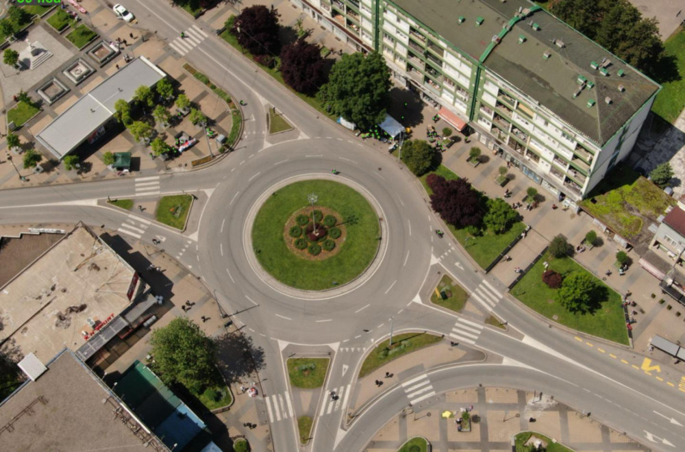 Dok Vučić ima važne sastanke za dobrobit Srbije, blokaderi organizuju proteste – okrenuli vola FOTO/VIDEO