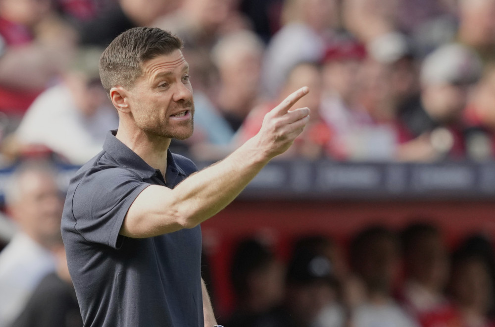 Alonso se oprostio od Leverkuzena: "Pričao sam sa igračima..." VIDEO