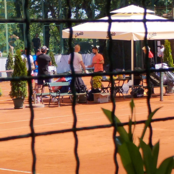 Đoković u Beogradu tempira formu za jubilej FOTO